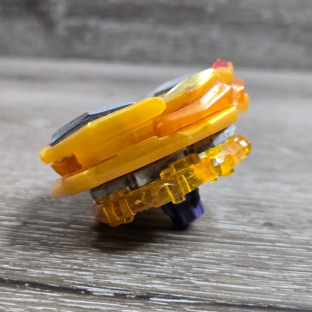Beyblade B-154 Imperial Dragon Spinning Top Unisex OS Gold Tested